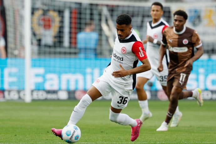 Experten Bundesliga Prognosen 34. Spieltag Bild zeigt Ansgar Knauff (©  HMB Media / Alamy Stock Photo)