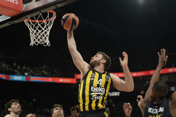 Monaco Fenerbahce Tipp Bild zeigt einen Spieler von Fenerbahce © Associated Press / Alamy Stock Photo
